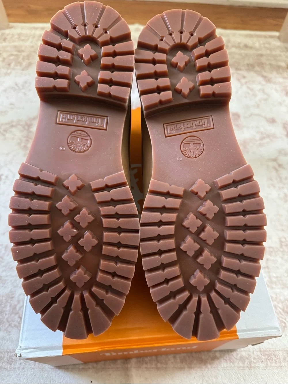 Timberland Men’s Medium Beige Nubuck Waterproof Leather Boots Size 9